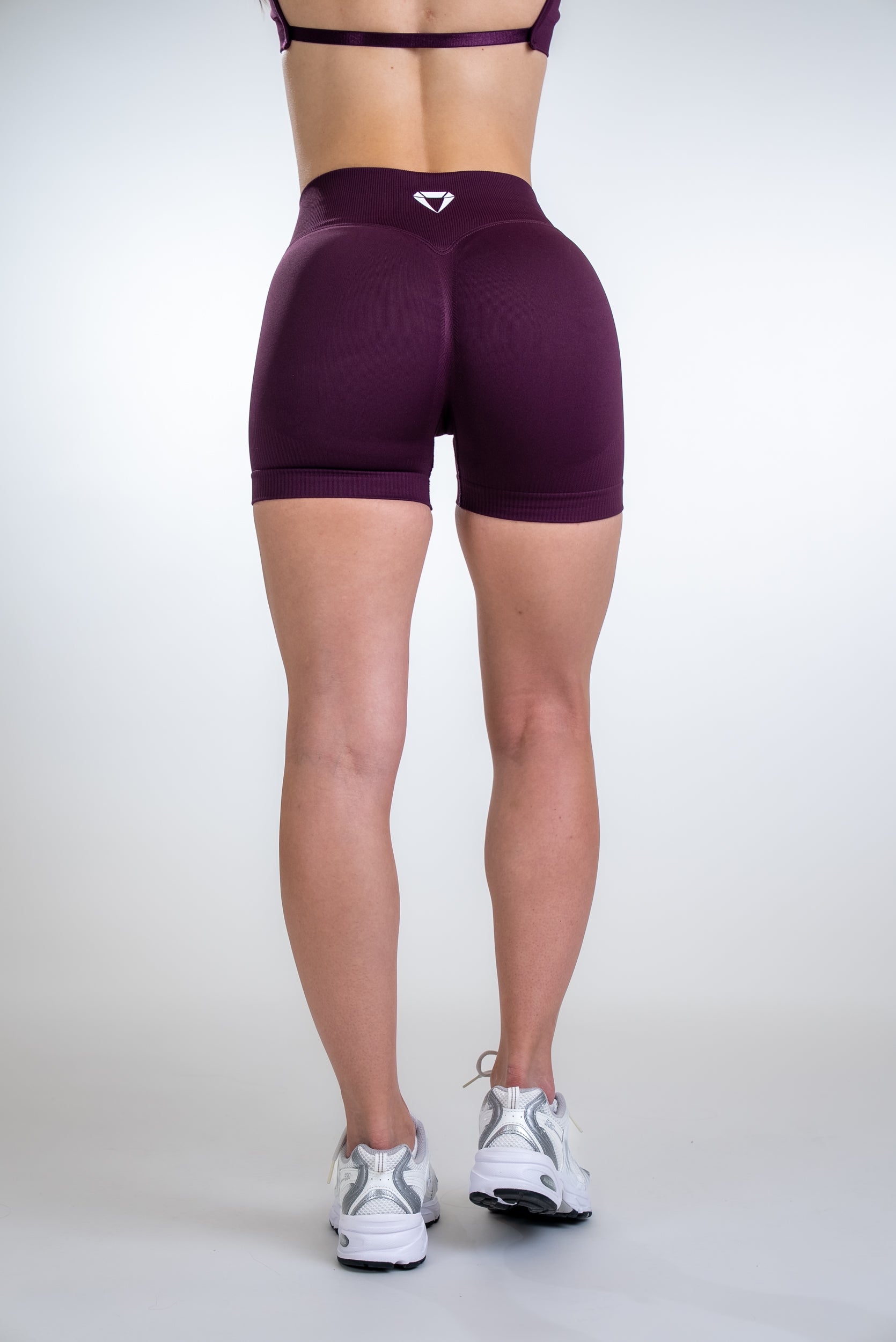 DEFINE SCRUNCH SHORTS