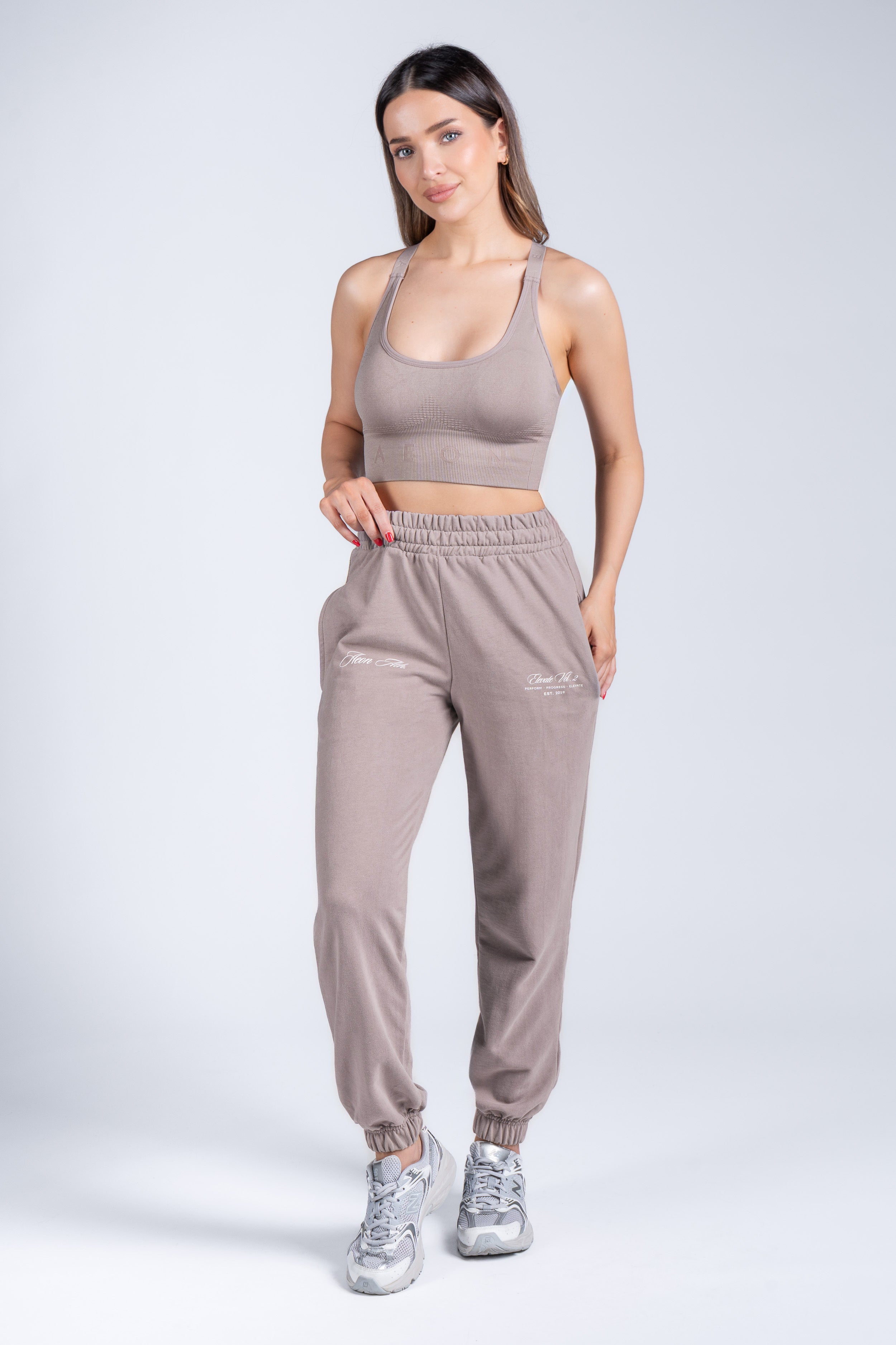 ELEVATE JOGGERS