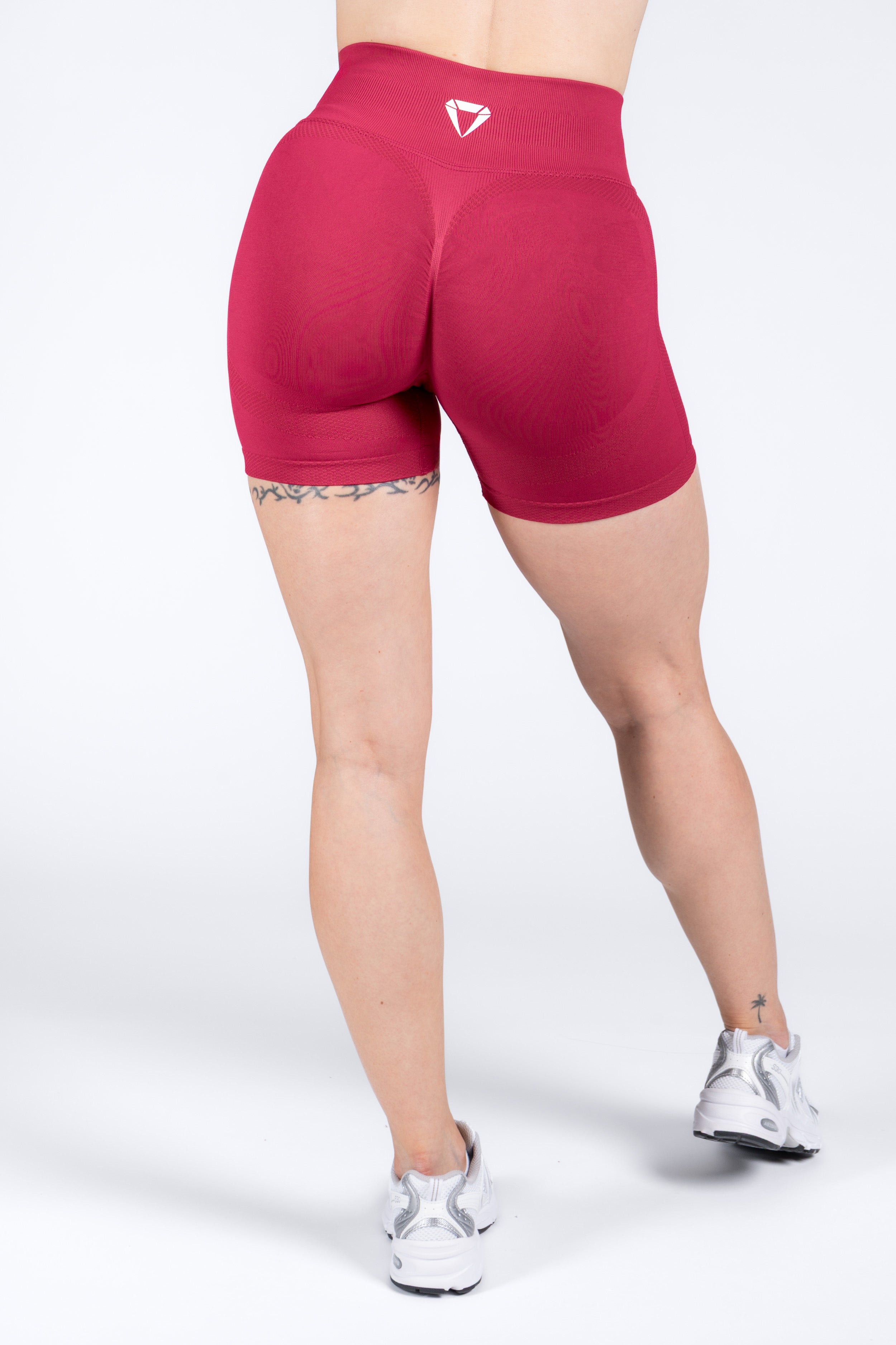 MOTION SEAMLESS SHORTS