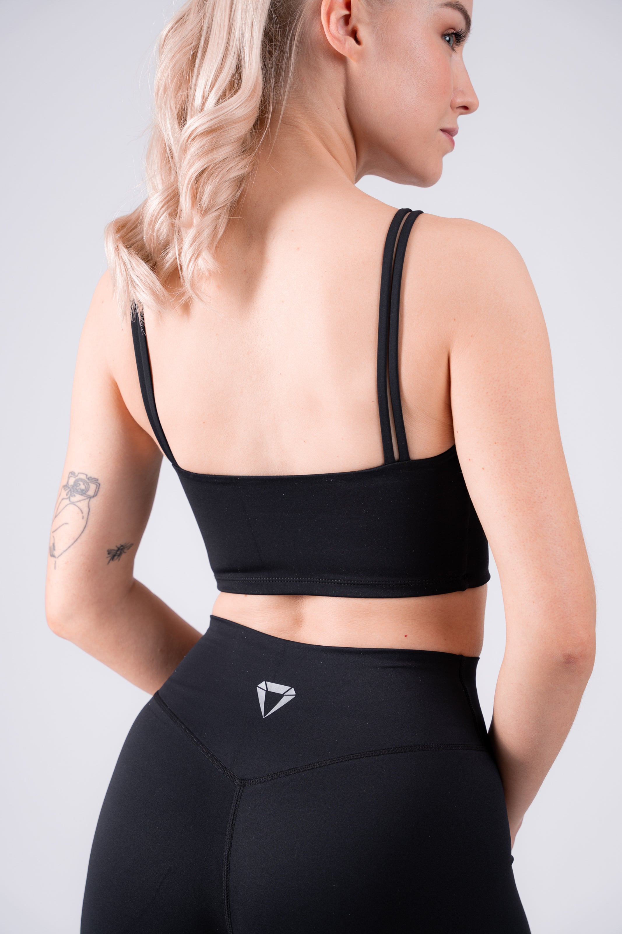 SECOND SKIN CROP TOP
