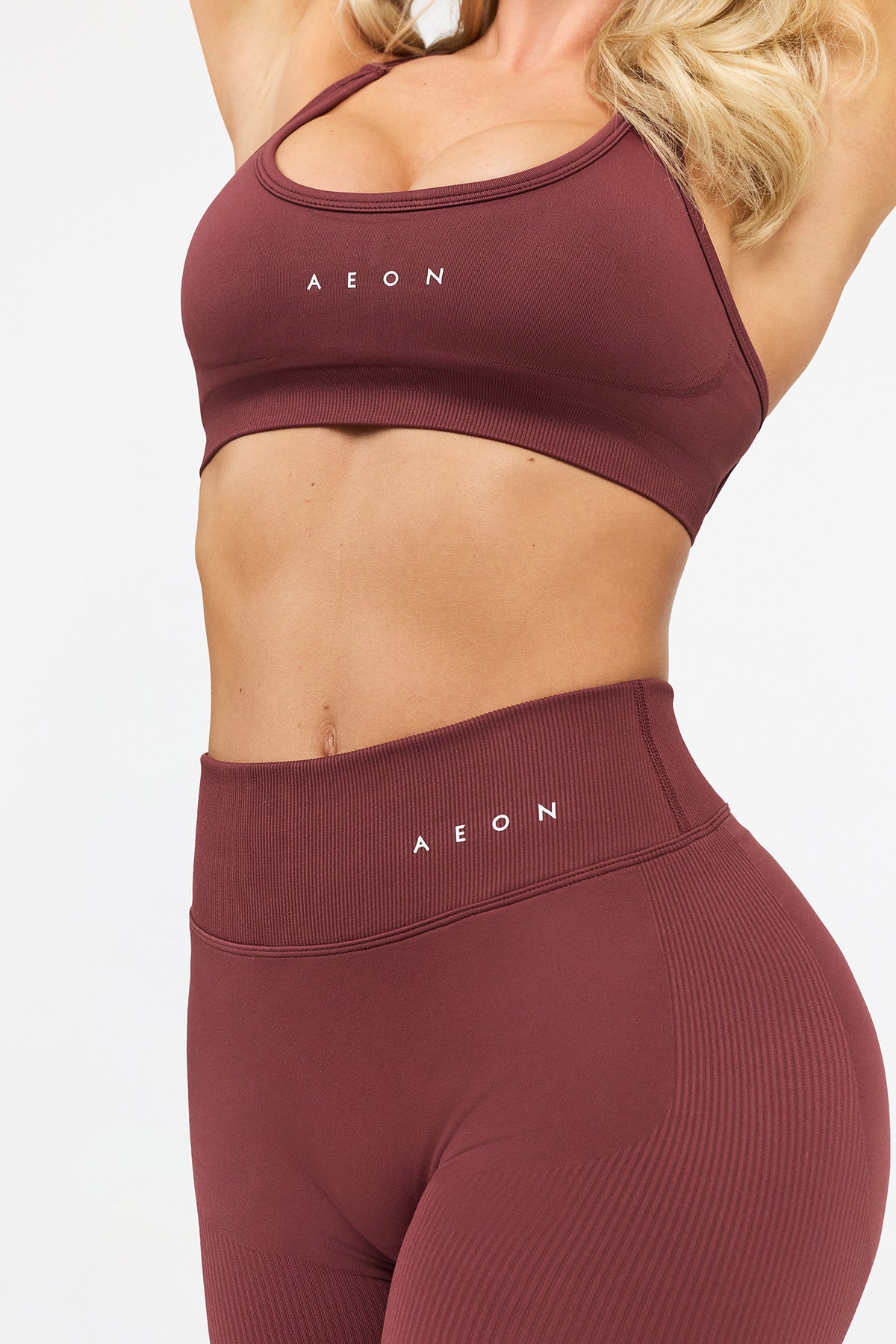 DEFINE V-BACK SCRUNCH LEGGINGS