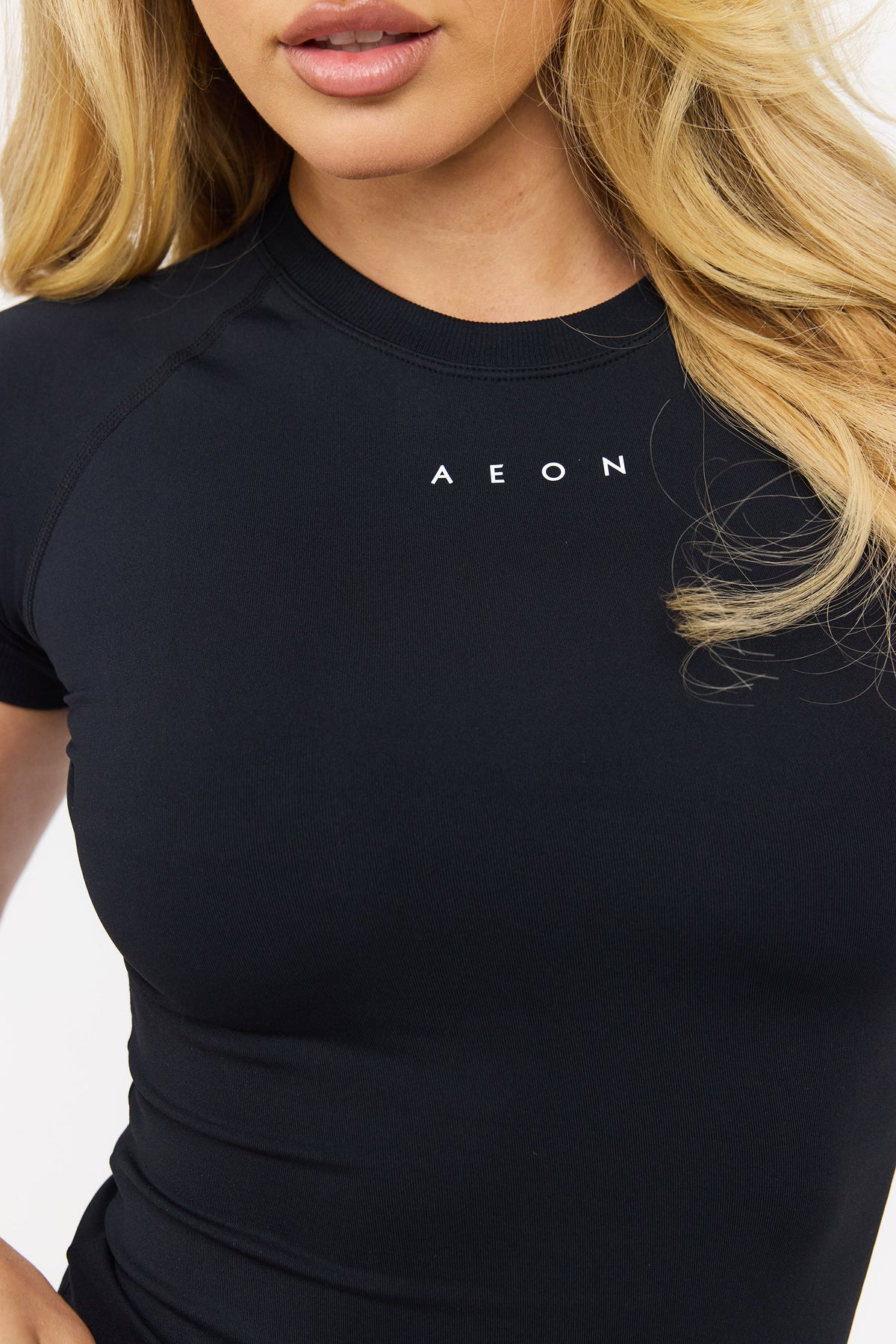 MOTION SCULPT TEE V2