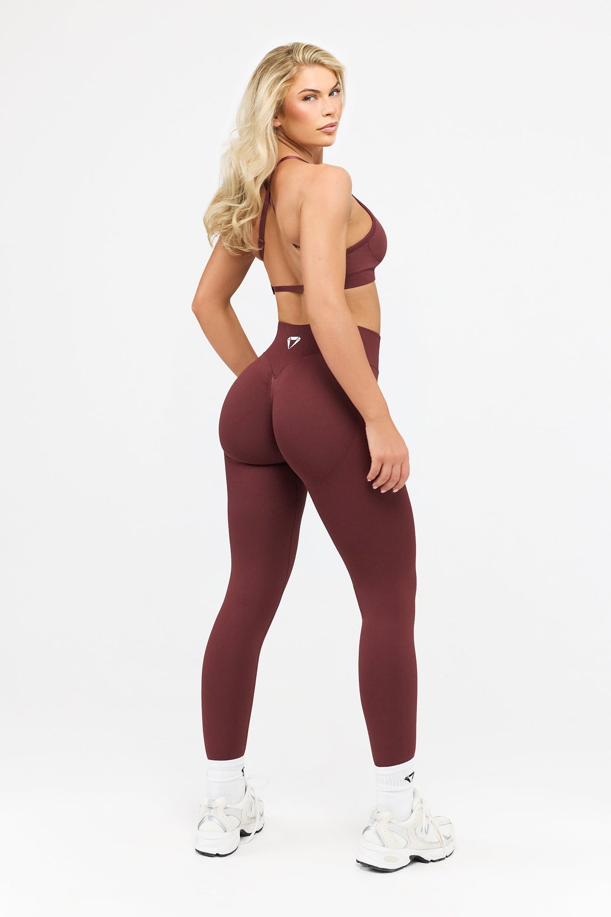 DEFINE SCRUNCH LEGGINGS - Aeon Athletics