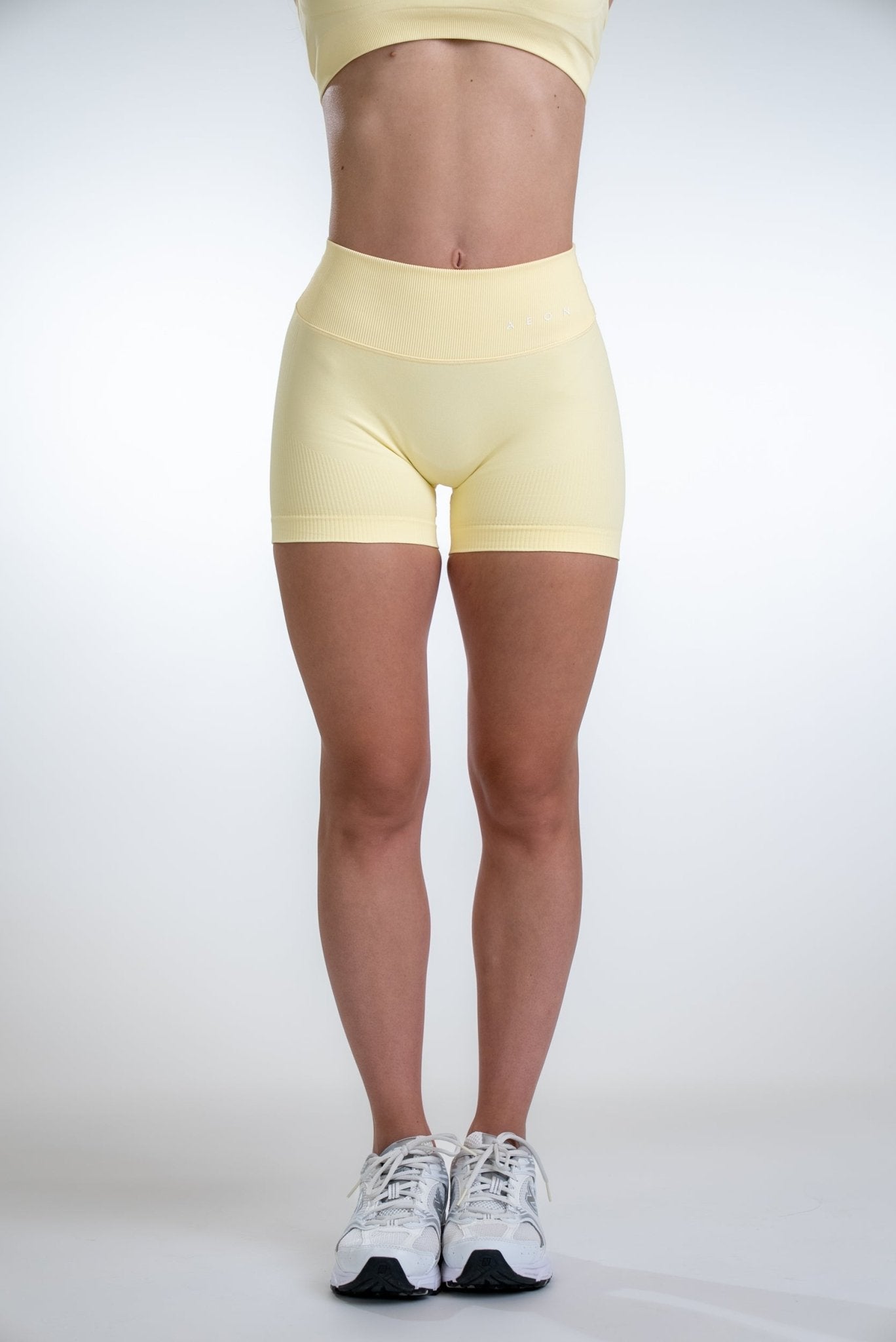 DEFINE V-BACK SCRUNCH SHORTS - Aeon Athletics