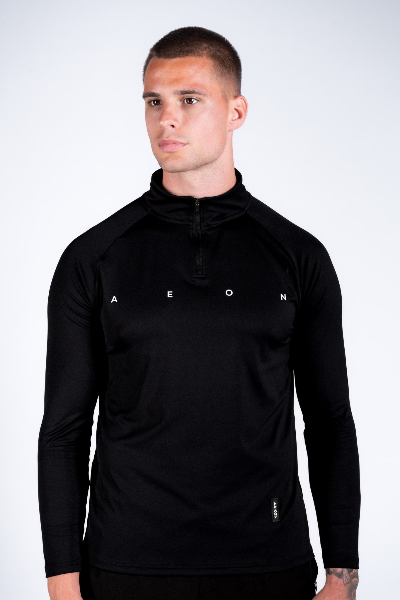 ICON PERFORMANCE HALF ZIP TEE - Aeon Athletics