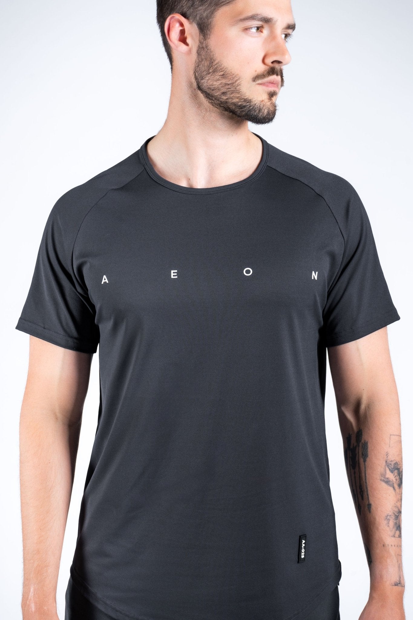 ICON PERFORMANCE TEE - Aeon Athletics