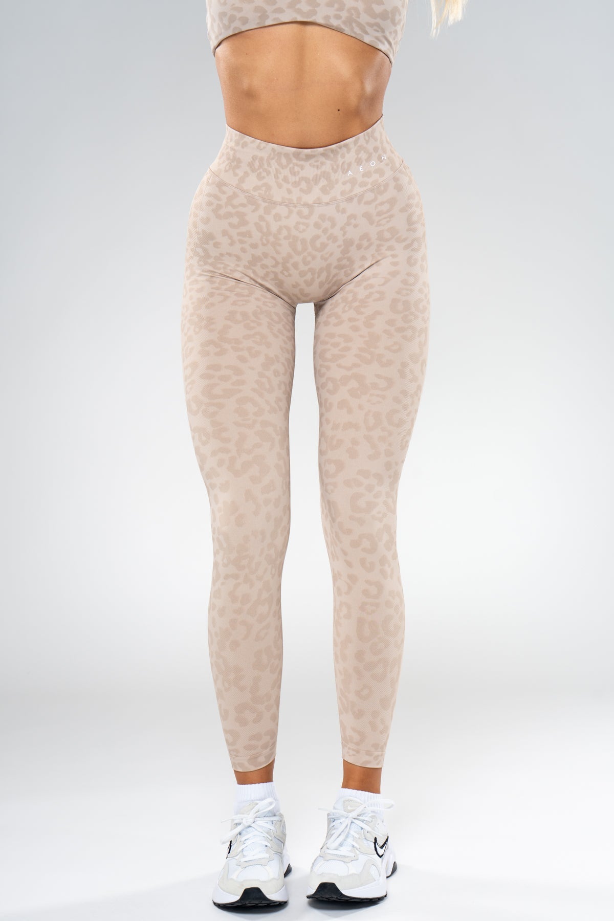 MOTION LEO MID WAIST SCRUNCH LEGGINGS V2 - Aeon Athletics