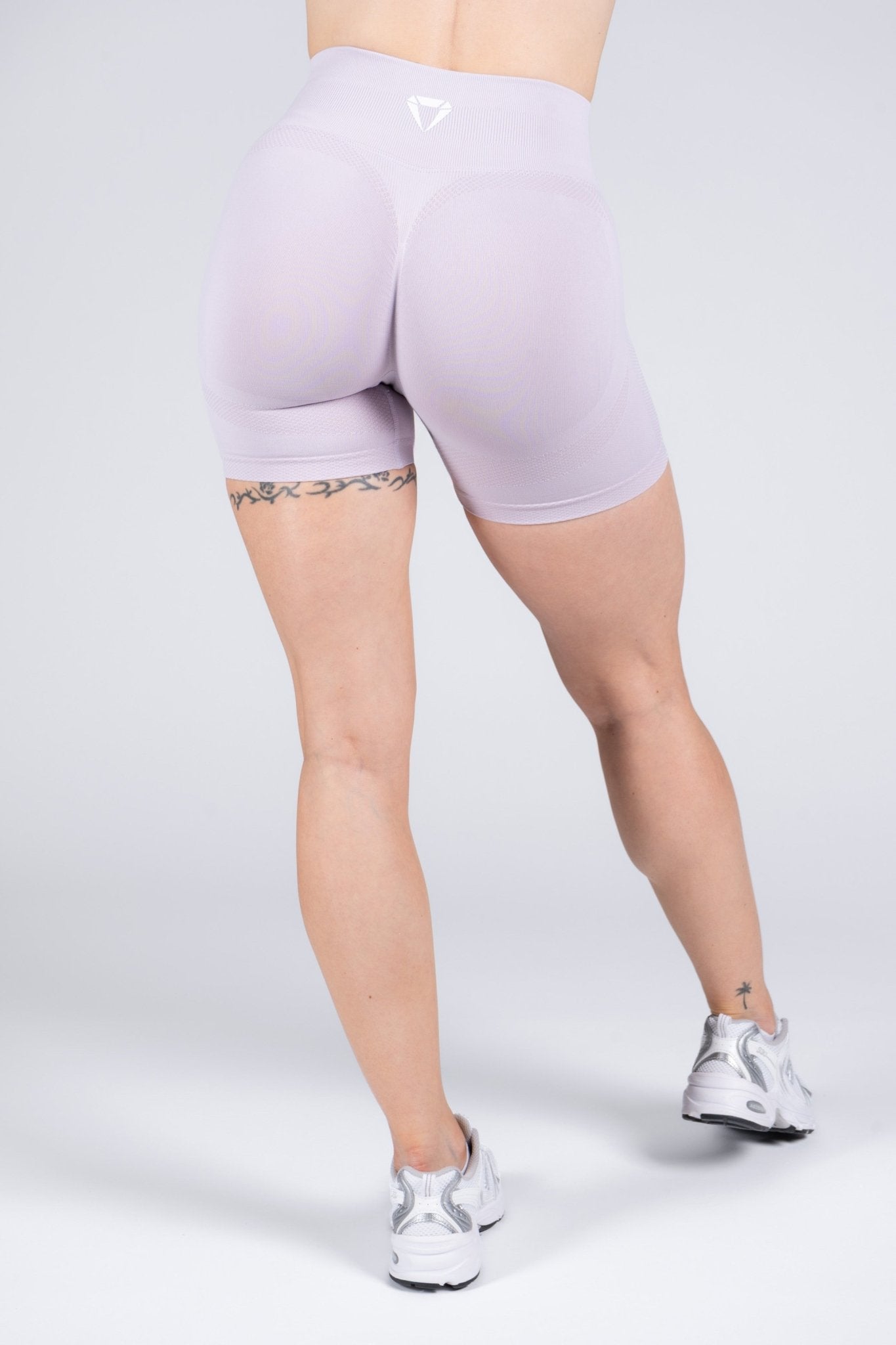 MOTION SEAMLESS SHORTS - Aeon Athletics