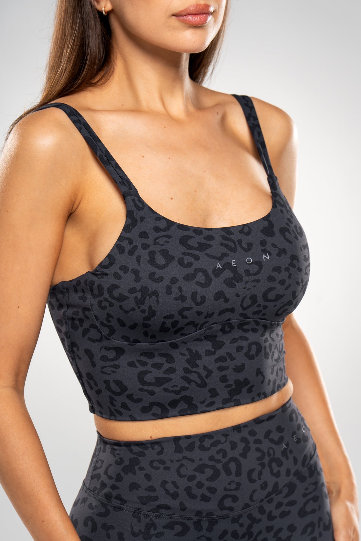 SECOND SKIN LEO CROP TOP - Aeon Athletics