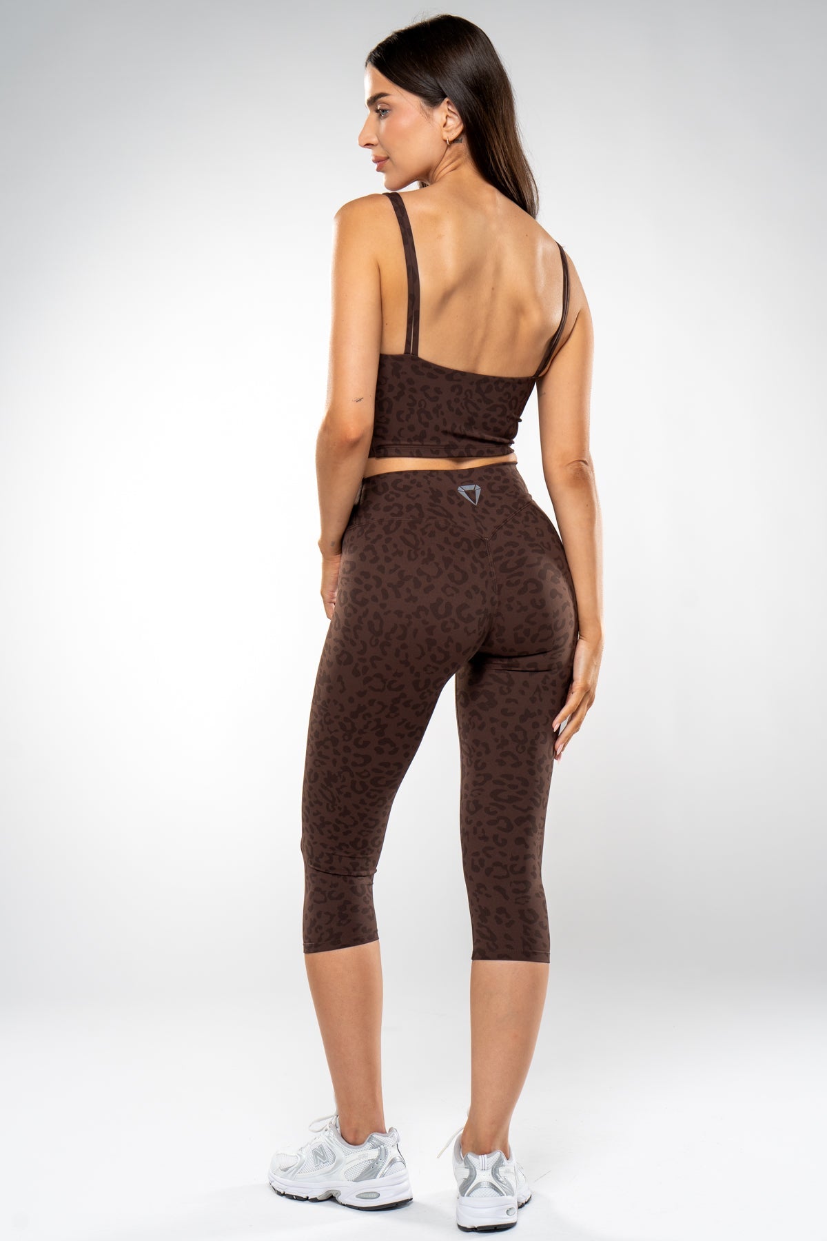 SECOND SKIN SCRUNCH CAPRI LEO LEGGINGS - Aeon Athletics