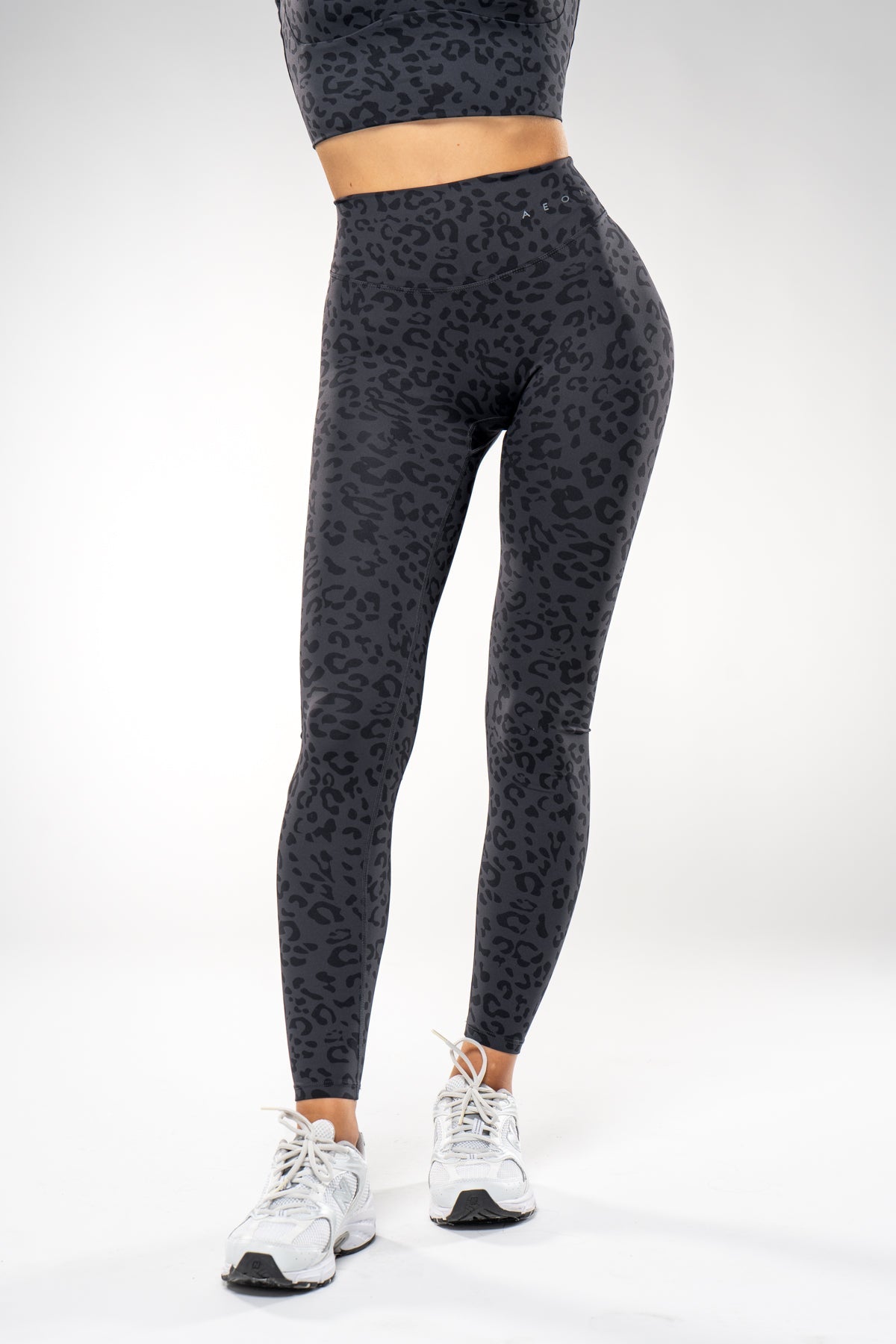 SECOND SKIN SCRUNCH LEO LEGGINGS - Aeon Athletics