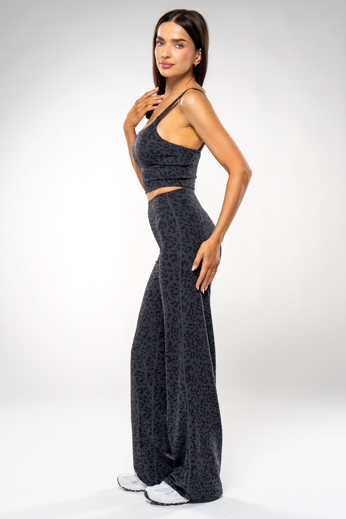 SECOND SKIN WIDE LEG LEO LEGGINGS - Aeon Athletics