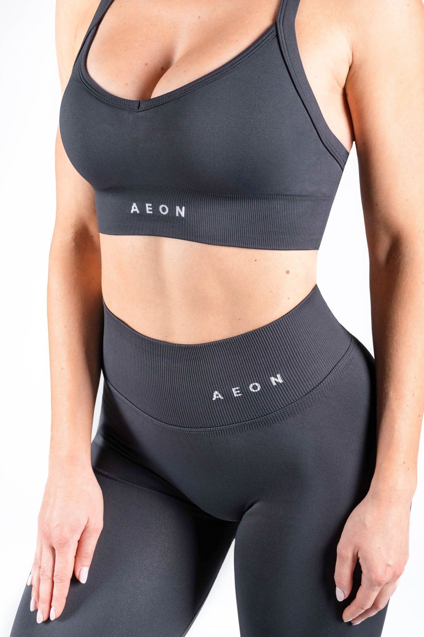SIGNATURE SEAMLESS BRA - Aeon Athletics