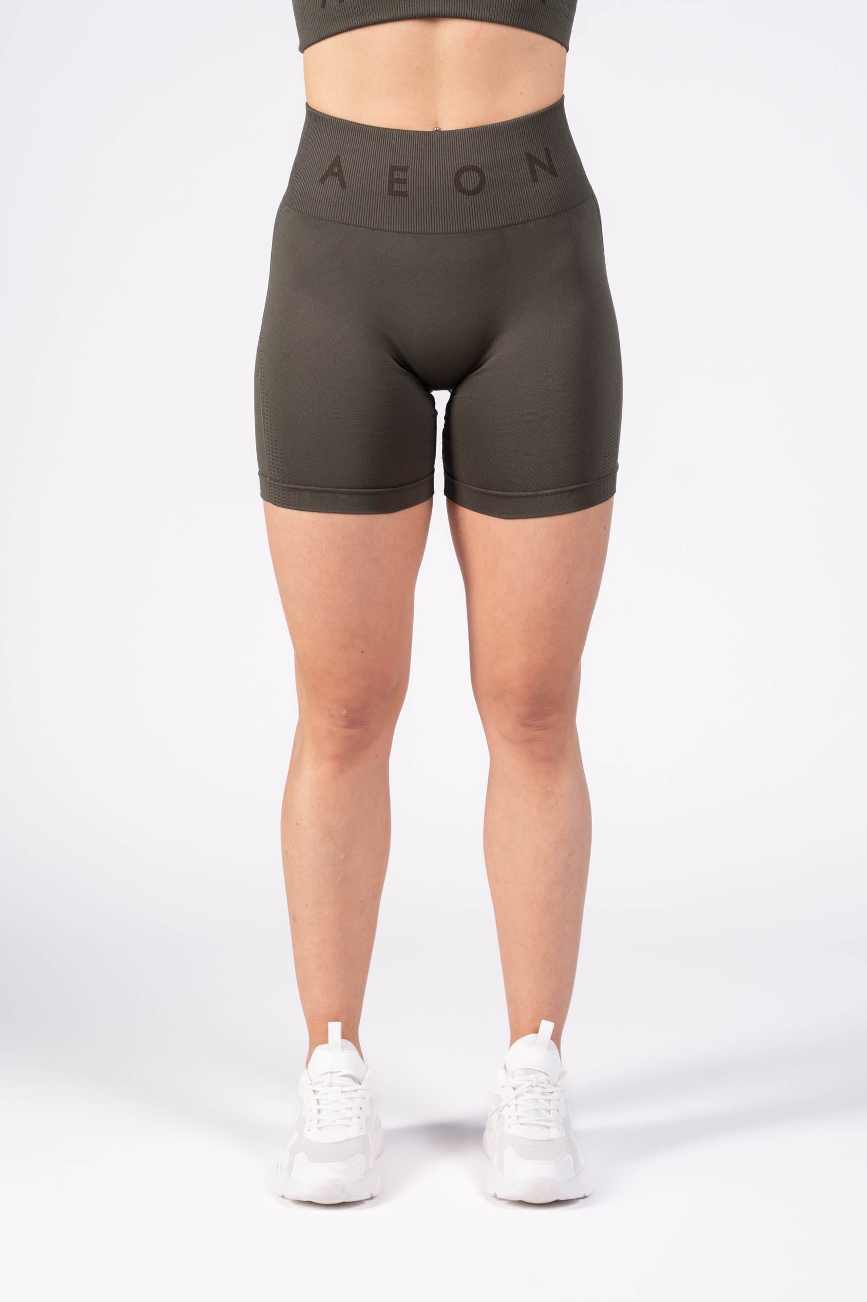 ELEVATE SEAMLESS SHORTS