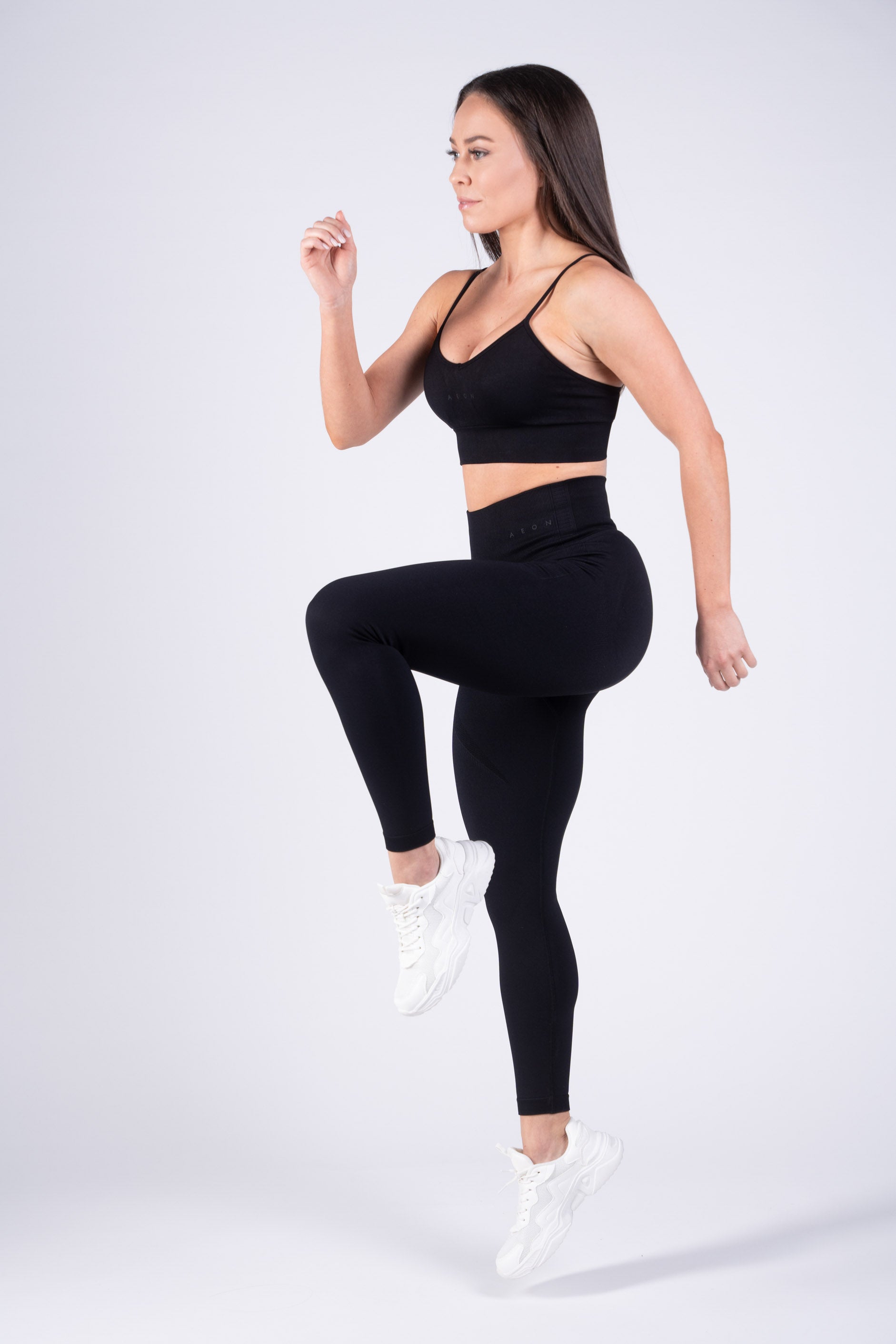 LIMITLESS SEAMLESS LEGGINGS