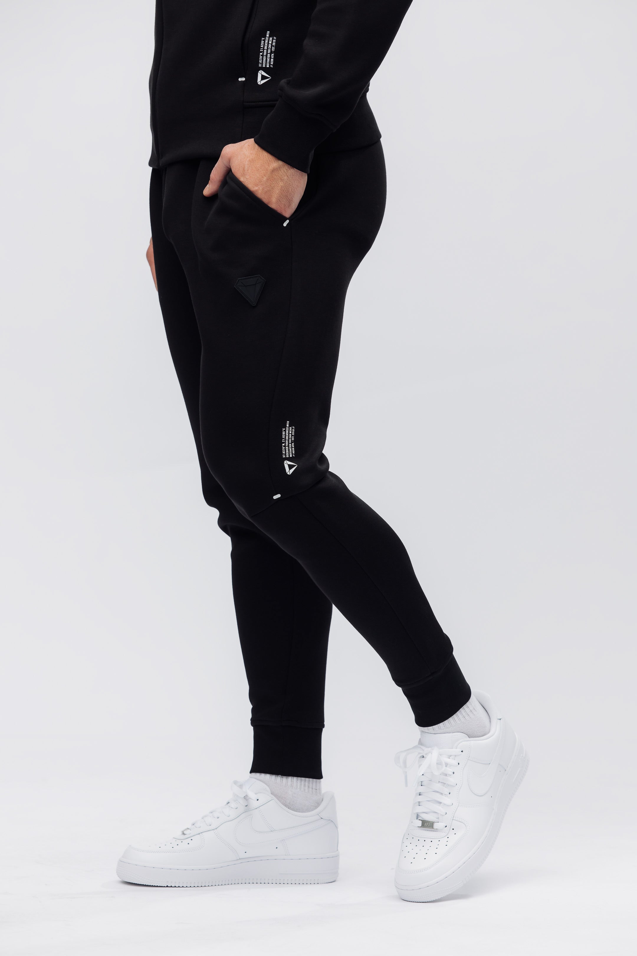 TECHFIT MENS TRACKSUIT BUNDLE - BLACK (2-PIECE)