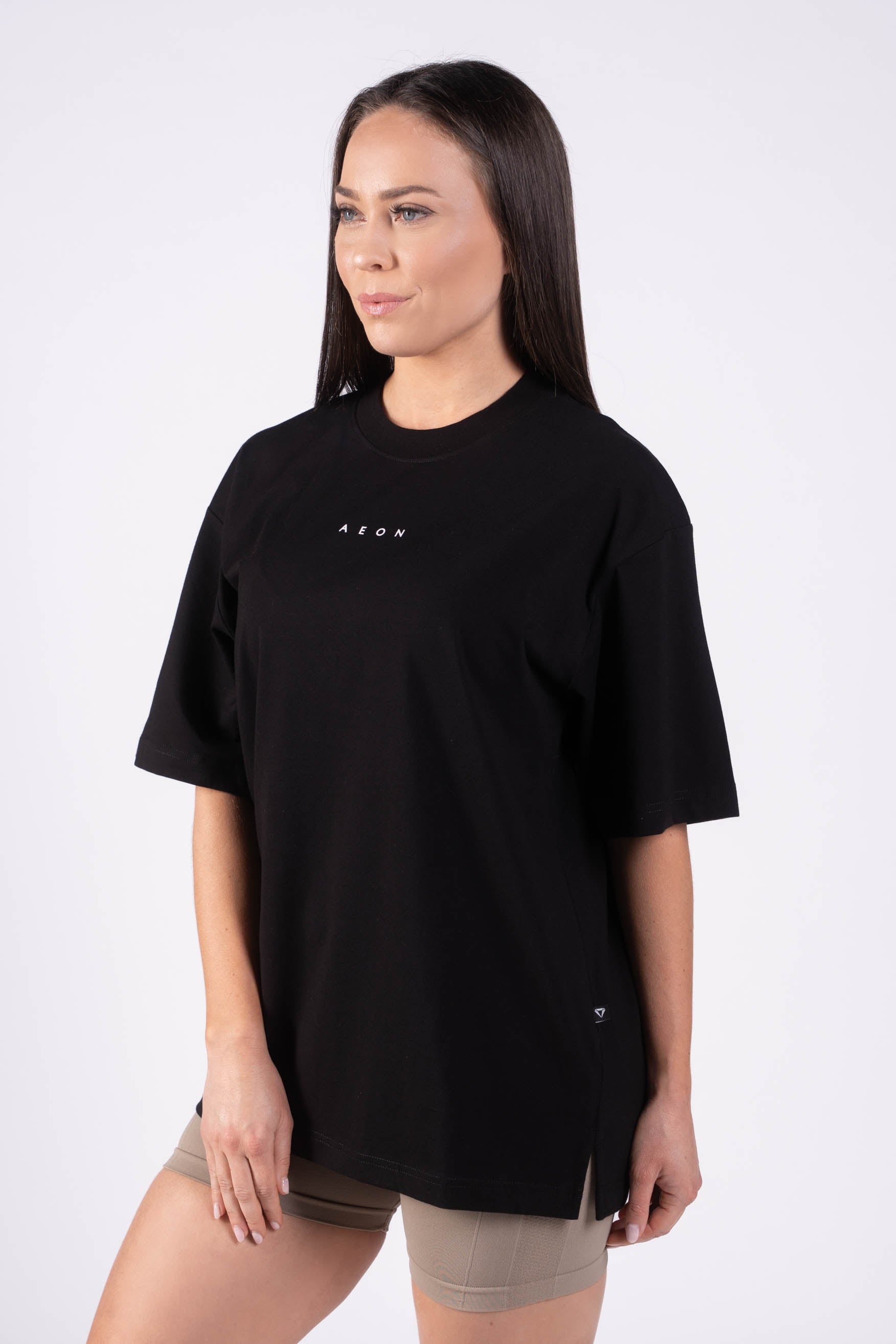 MOTION OVERSIZED TEE