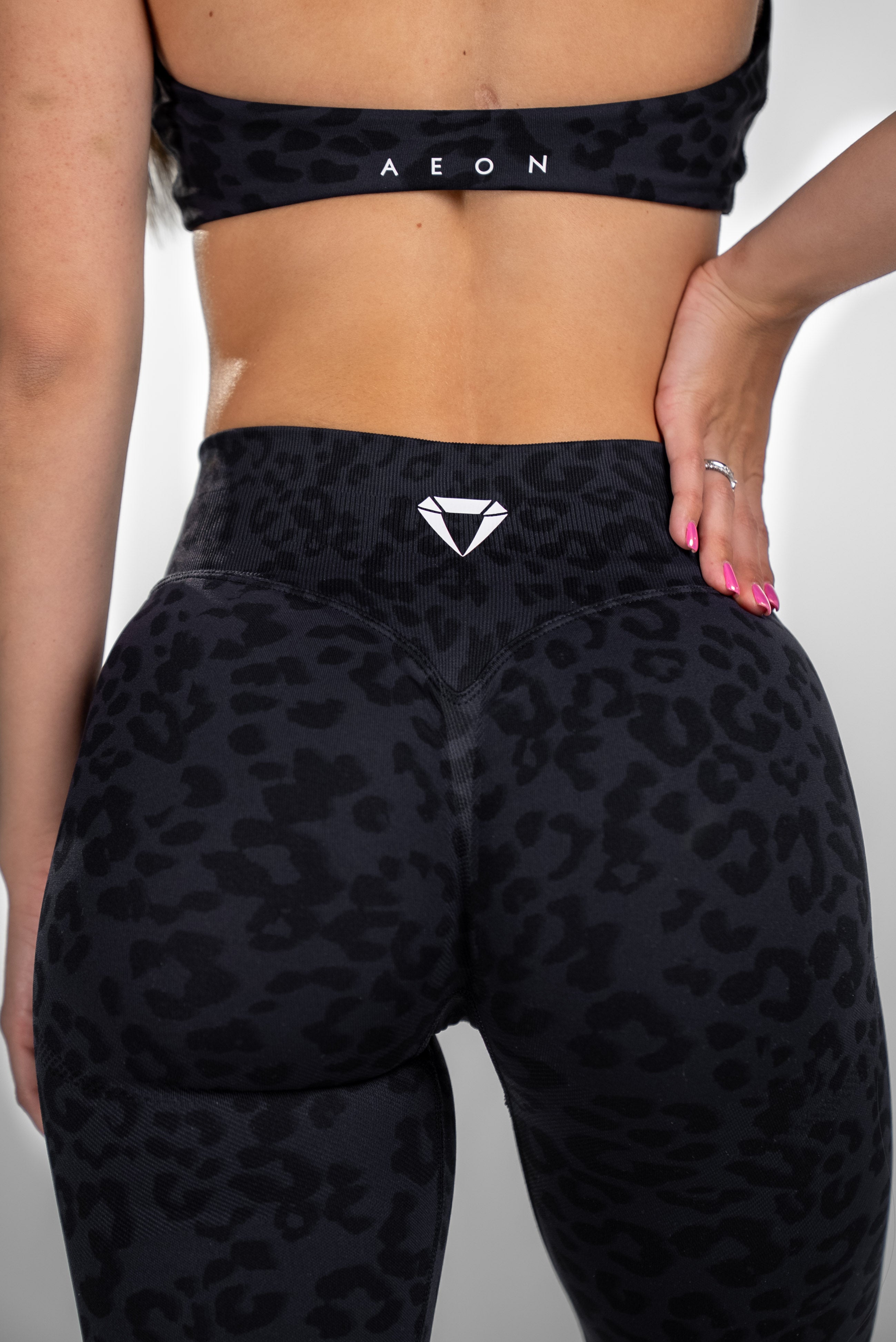 MOTION BUNDLE V2 - MIDNIGHT BLACK LEO (3-PIECES)