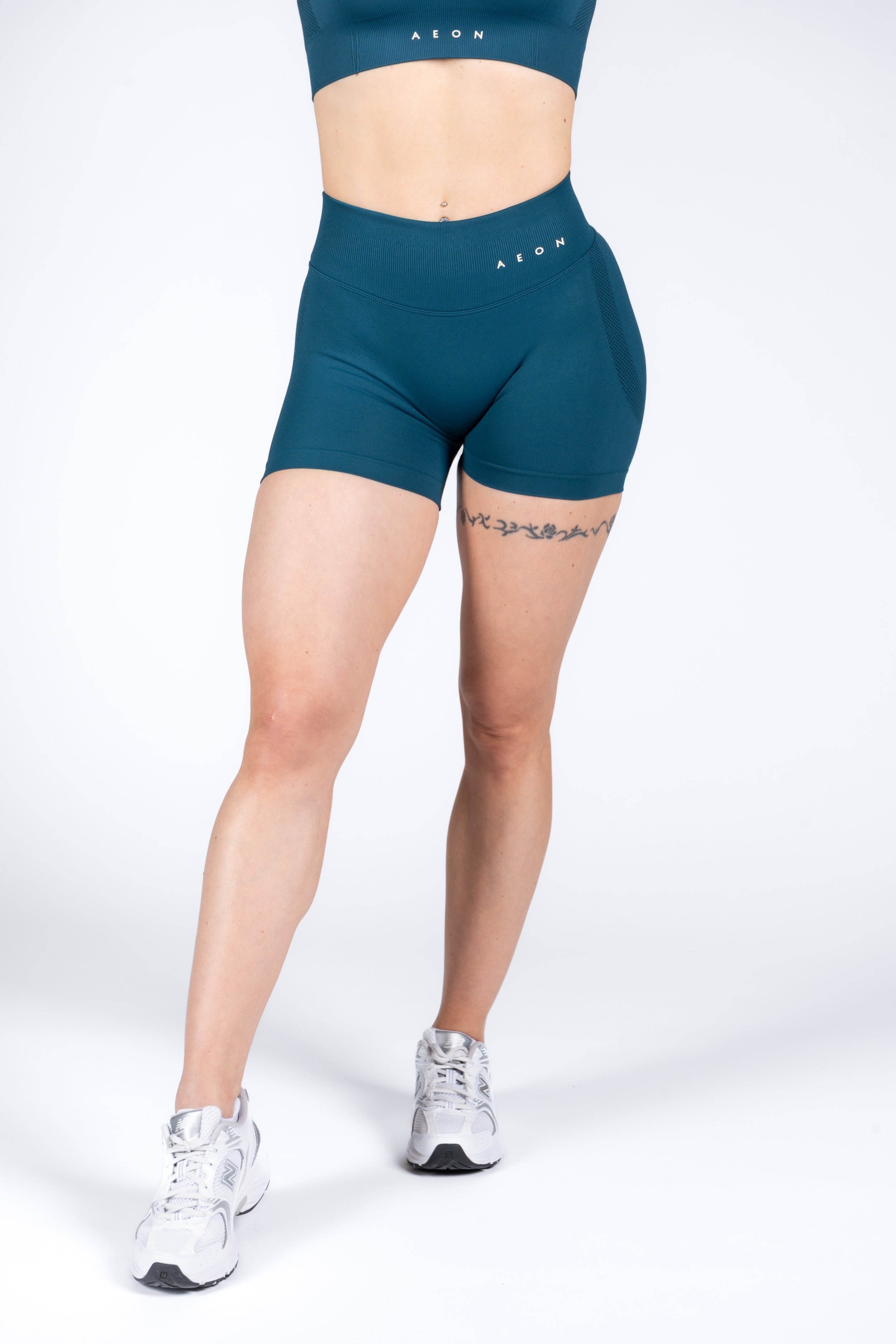 MOTION SEAMLESS SHORTS V2