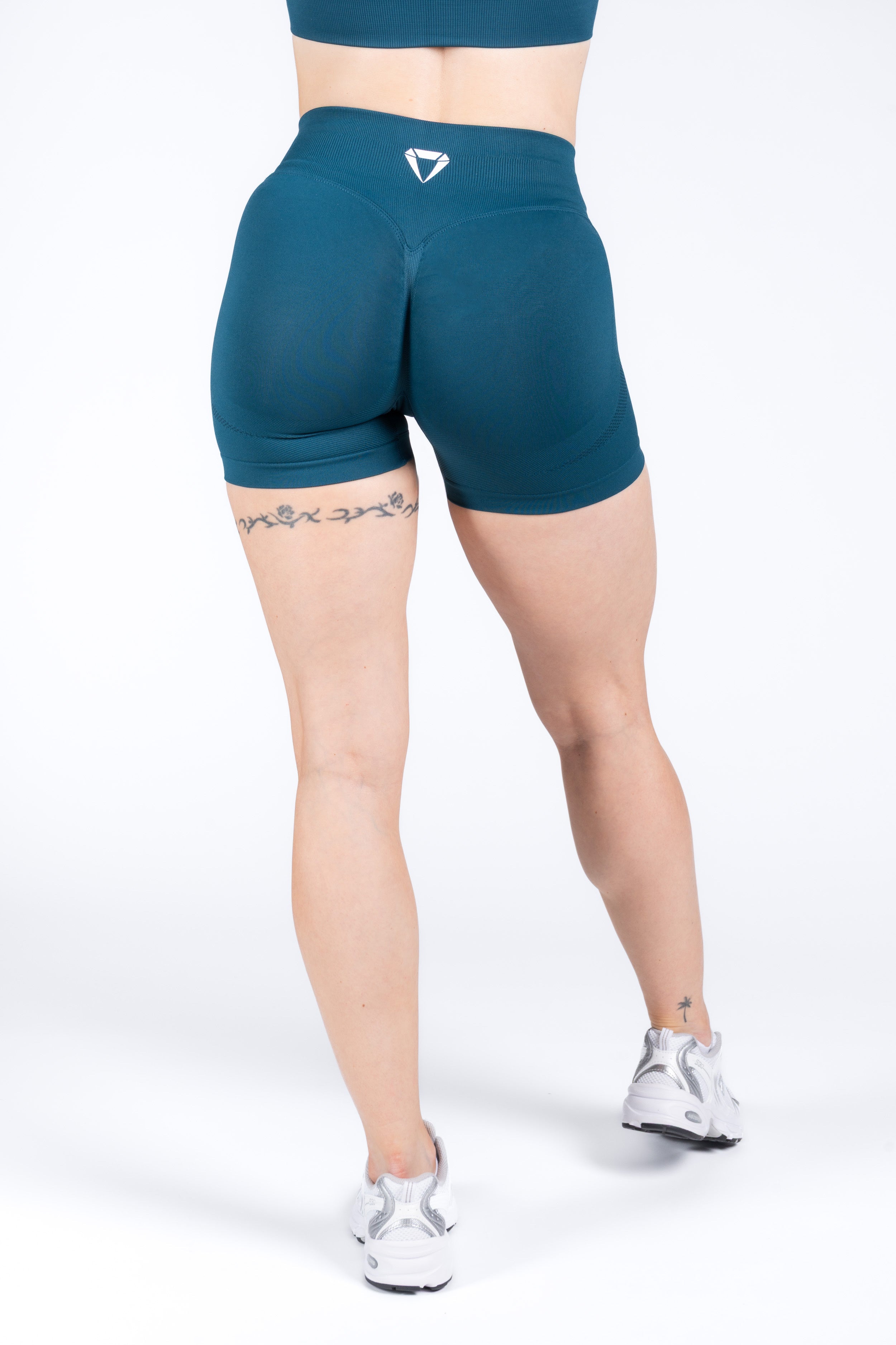 MOTION SEAMLESS SHORTS V2