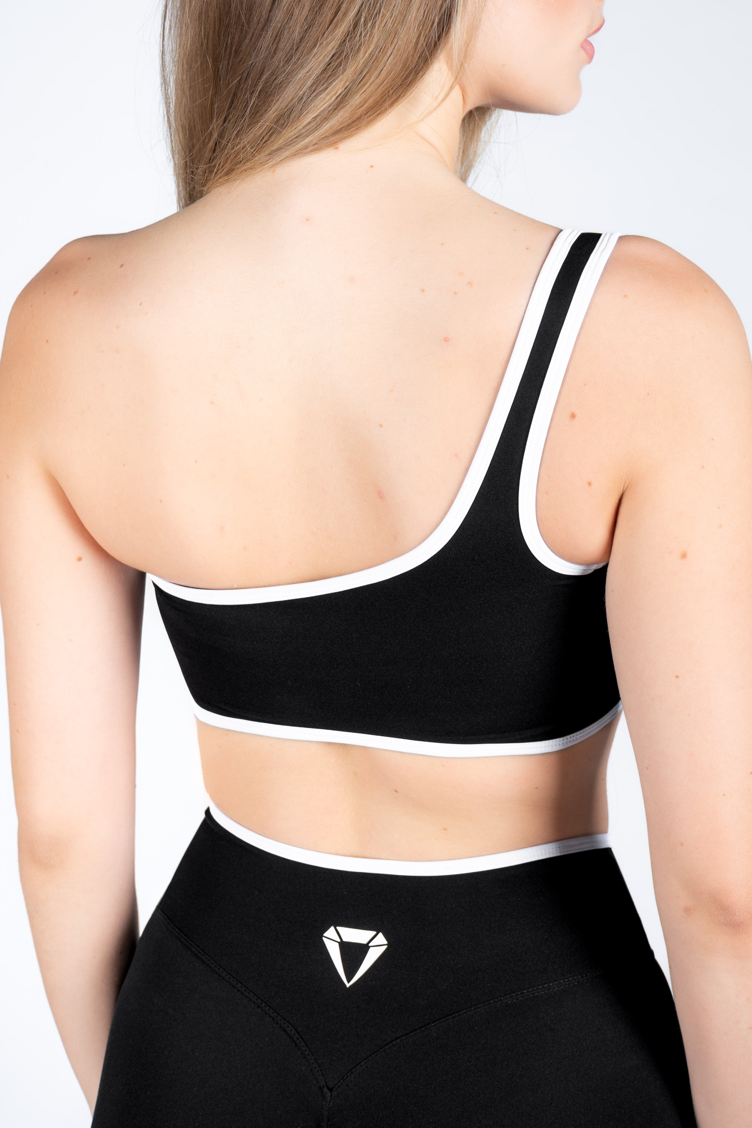 SECOND SKIN CONTRAST ONE SHOULDER BRA