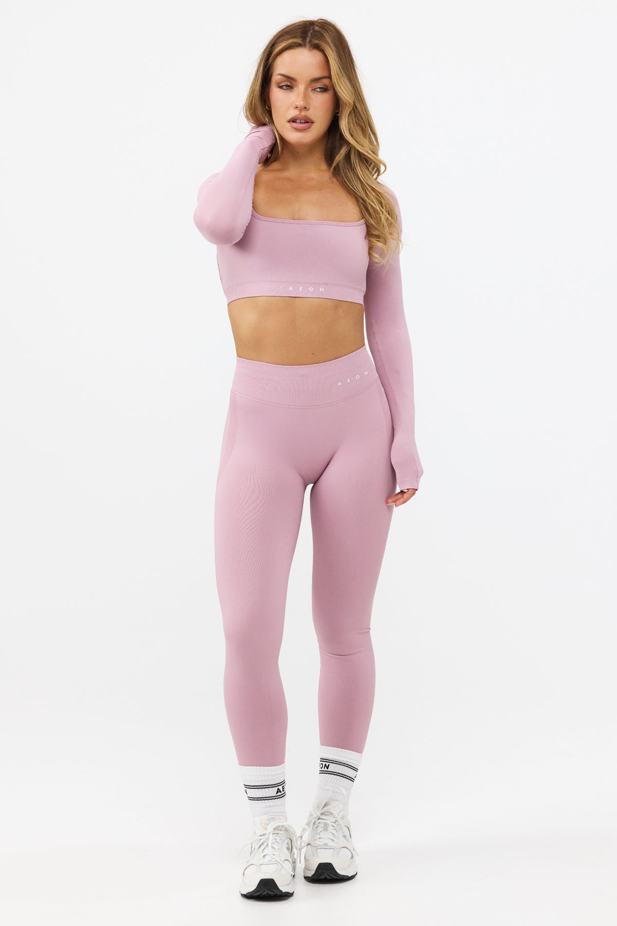 MOTION LONG SLEEVE CROP TOP V2