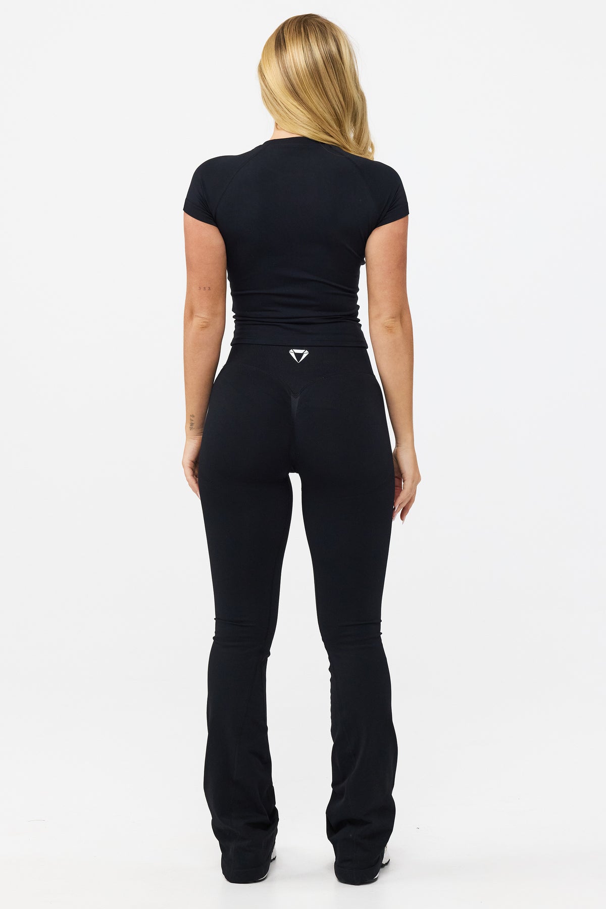 MOTION SCULPT TEE V2