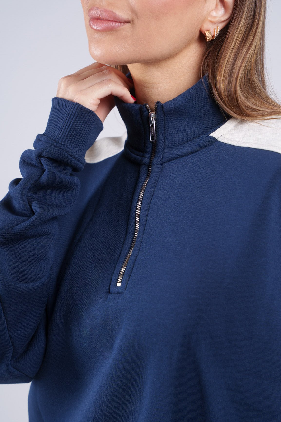 EMPOWER SWEATER - Aeon Athletics