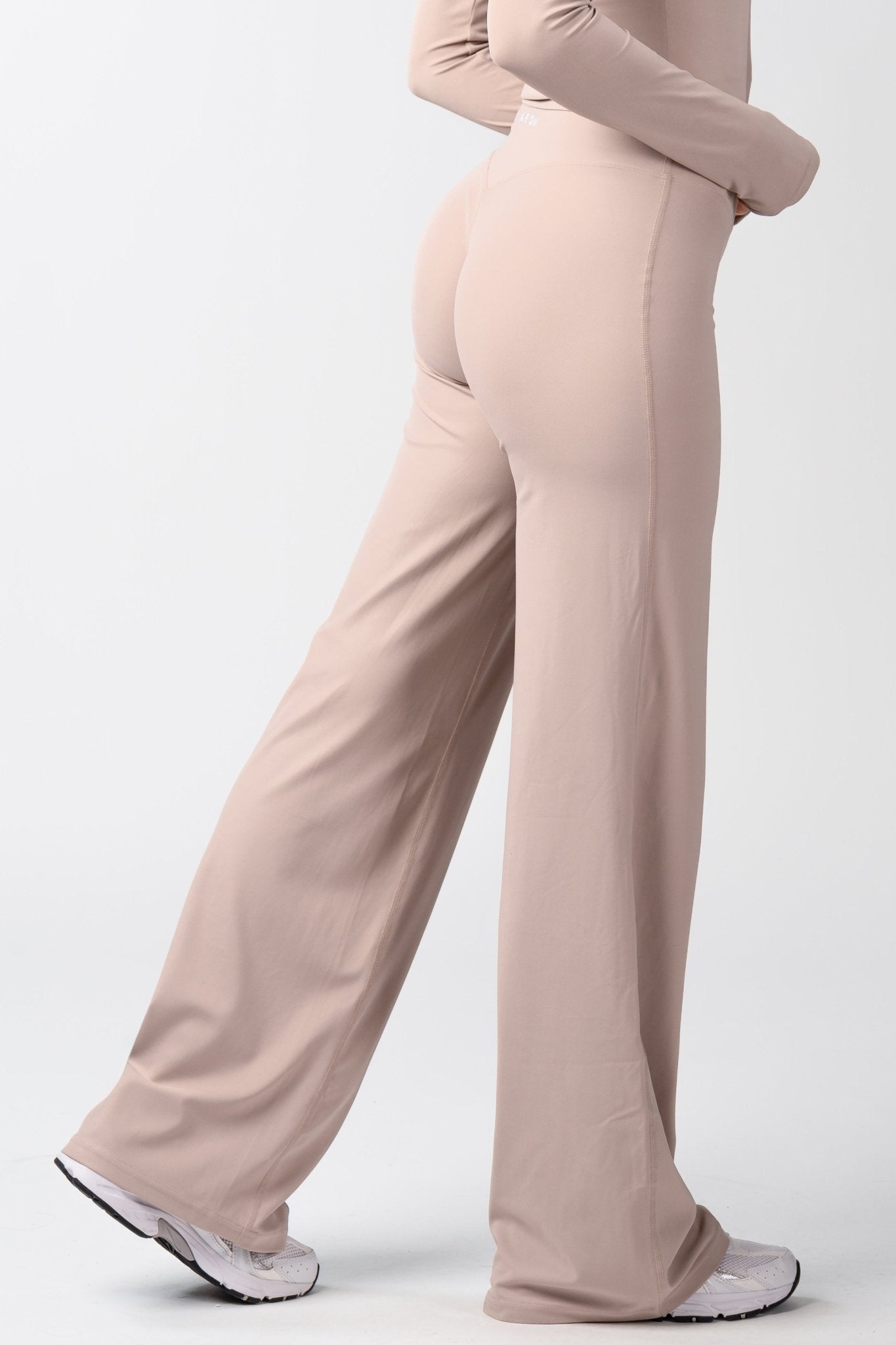 FLEXMOTION BUNDLE - SAND (3 - PIECE) - Aeon Athletics