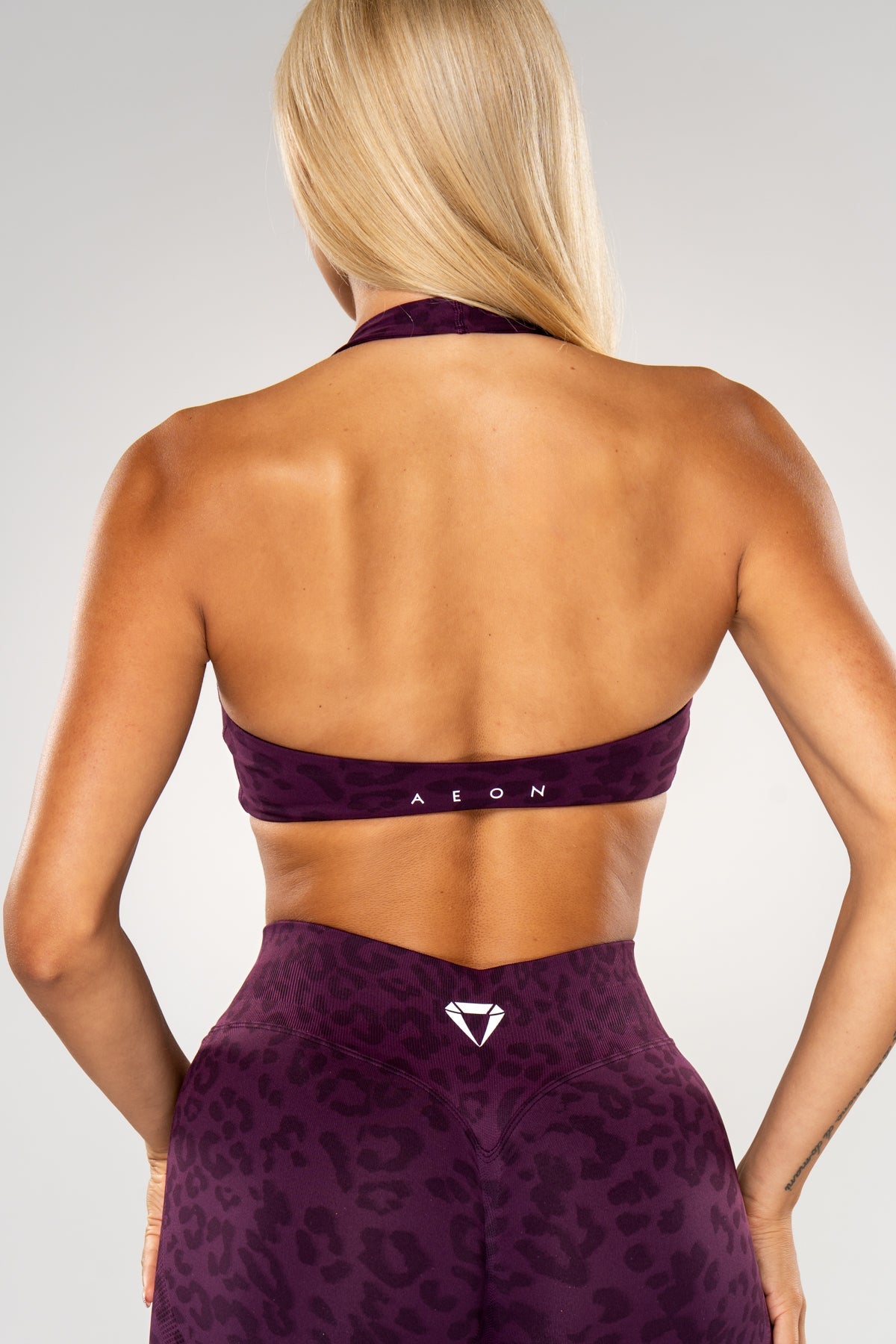 MOTION LEO HALTER NECK BRA V2 - Aeon Athletics