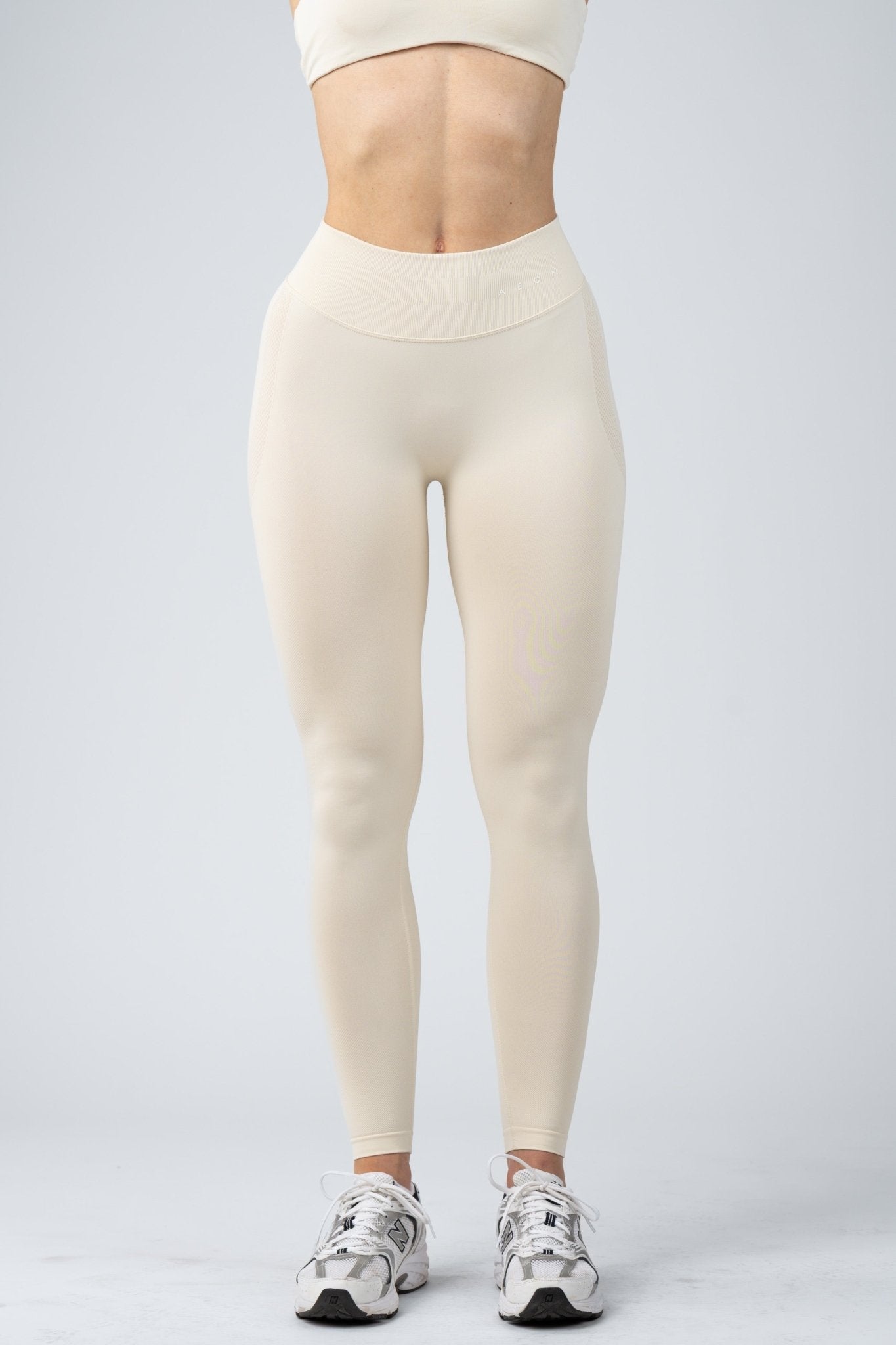 MOTION SEAMLESS LEGGINGS V2 - Aeon Athletics
