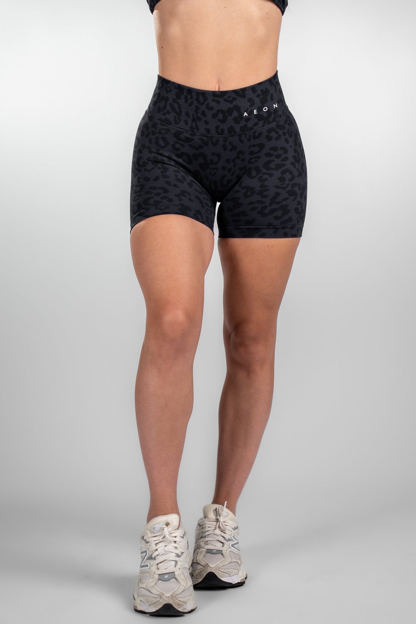 MOTION SEAMLESS LEO SHORTS V2 - Aeon Athletics