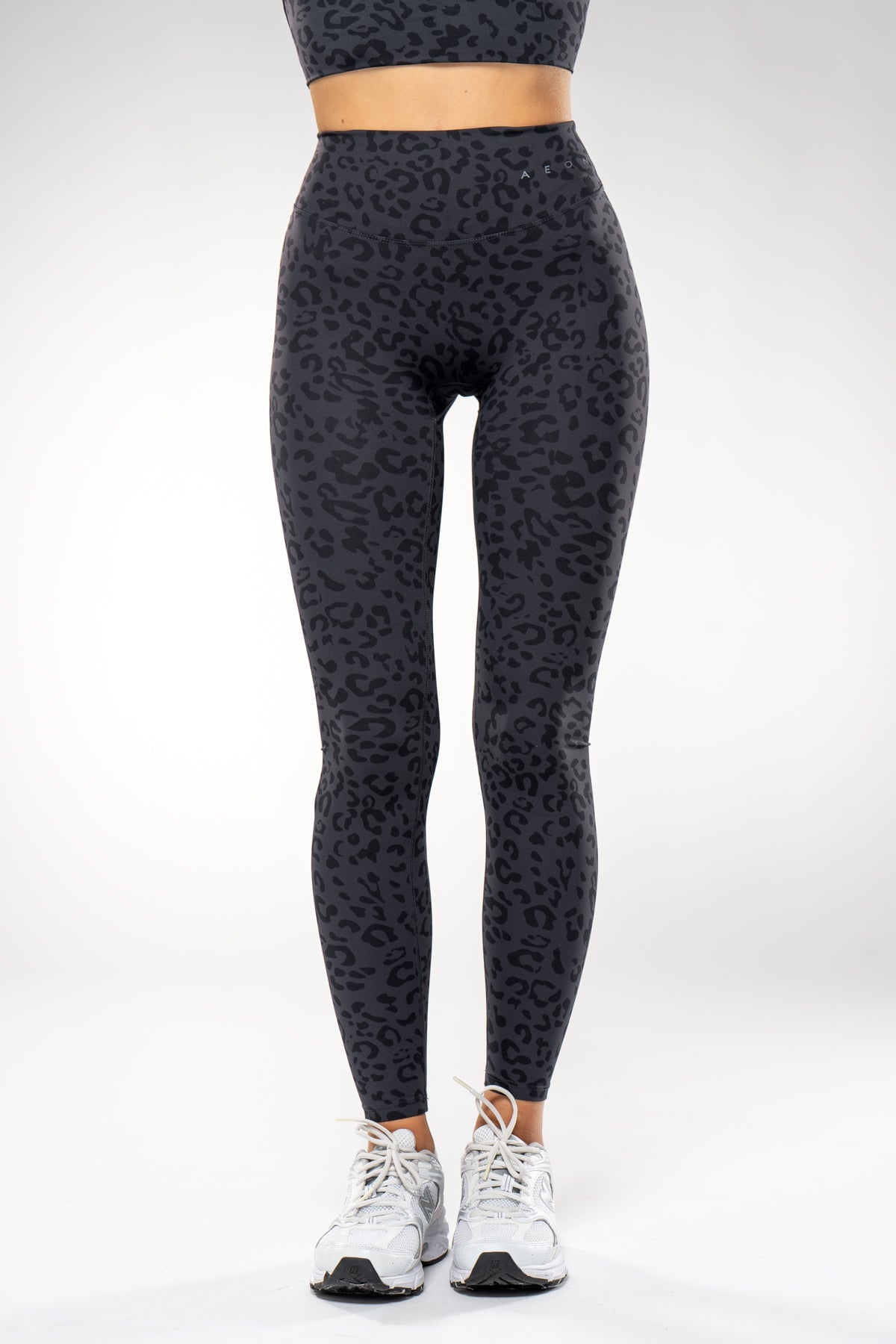 SECOND SKIN SCRUNCH LEO LEGGINGS - Aeon Athletics