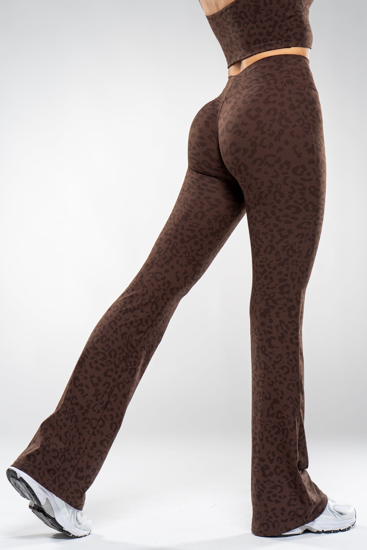 SECOND SKIN SCULPT FLARED LEO LEGGINGS - Aeon Athletics
