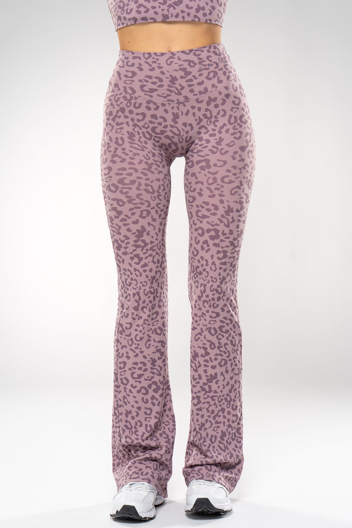 SECOND SKIN SCULPT FLARED LEO LEGGINGS - Aeon Athletics