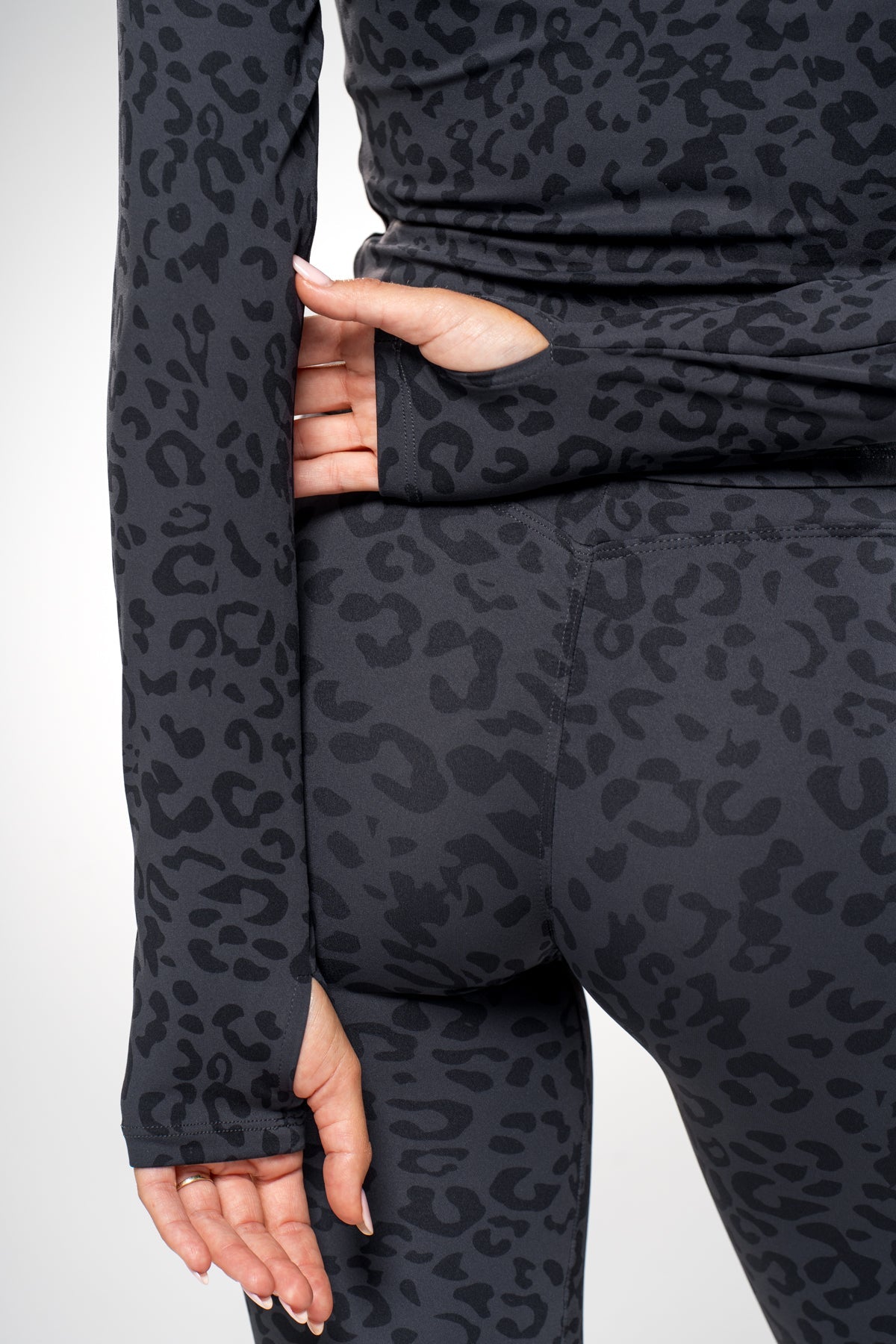 SECOND SKIN SCULPT LEO JACKET - Aeon Athletics