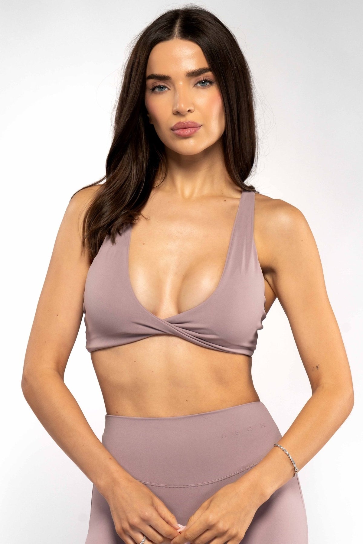 SECOND SKIN TWISTED BRA - Aeon Athletics