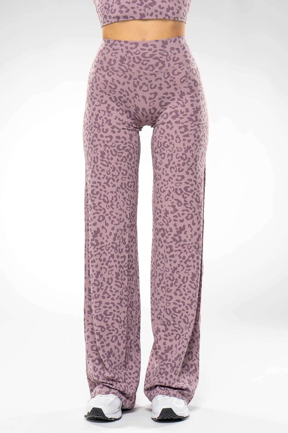 SECOND SKIN WIDE LEG LEO LEGGINGS - Aeon Athletics